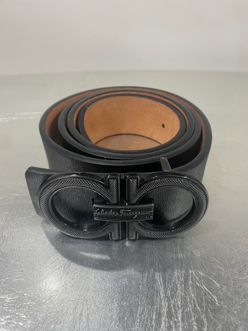 Salvatore Ferragamo Black Leather Belt with Signature Double-Gancini Buckle
